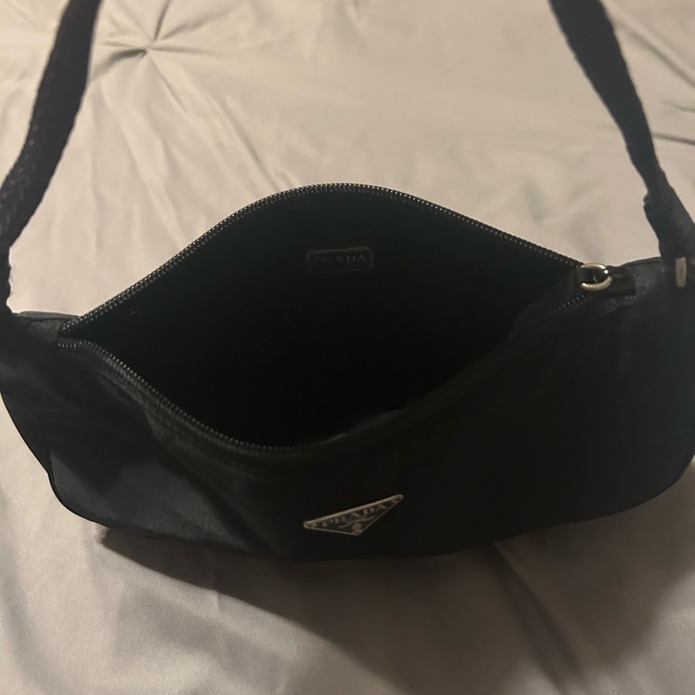 Authentic vintage Prada mini baguette satin/vinyl bag - Picture 6 of 8